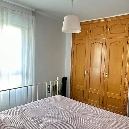 3 Bedroom And Free Parking - 600m From The Beach Fuengirola