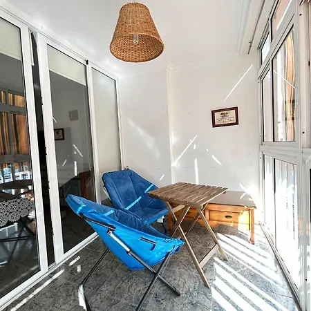 Apartment 3 Bedroom And Free Parking - 600m From The Beach Fuengirola